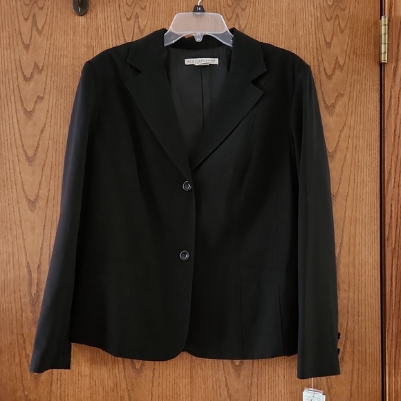 Misses NWT $130.00  Requirements 3-pc Size 14; Jacket, Pants, Skirt all in Black - Picture 2 of 16